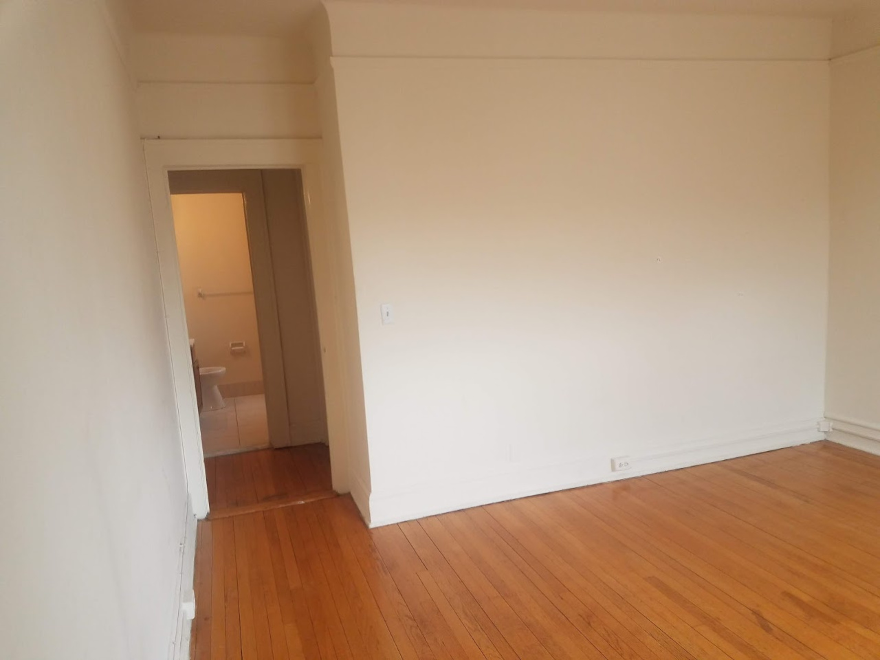 Poplar Place Image 10