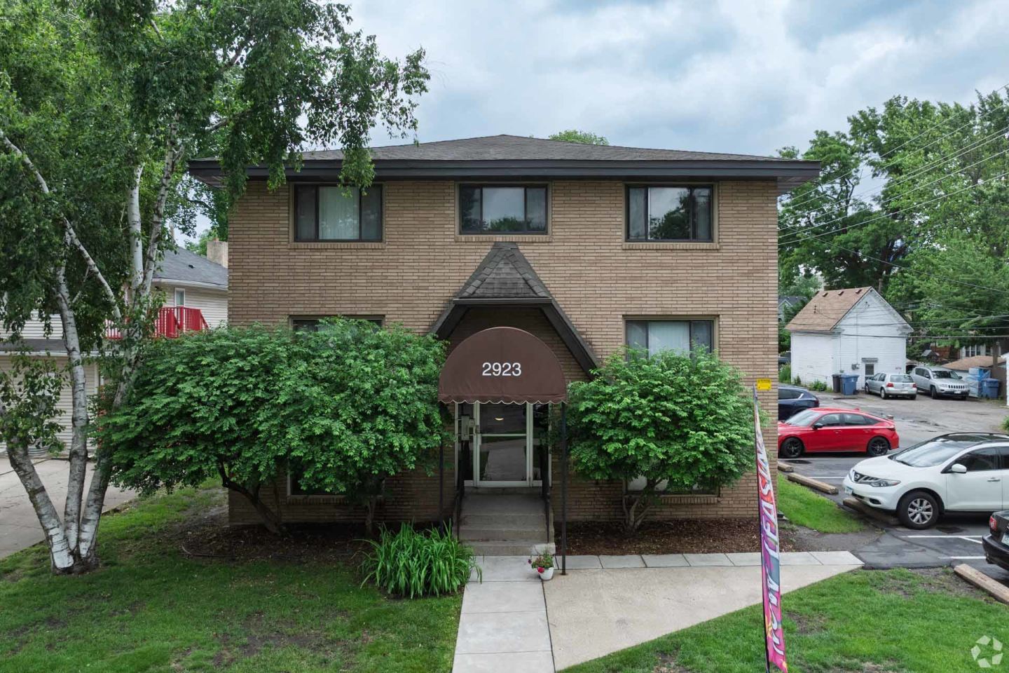 Minnehaha Apartments Image 24