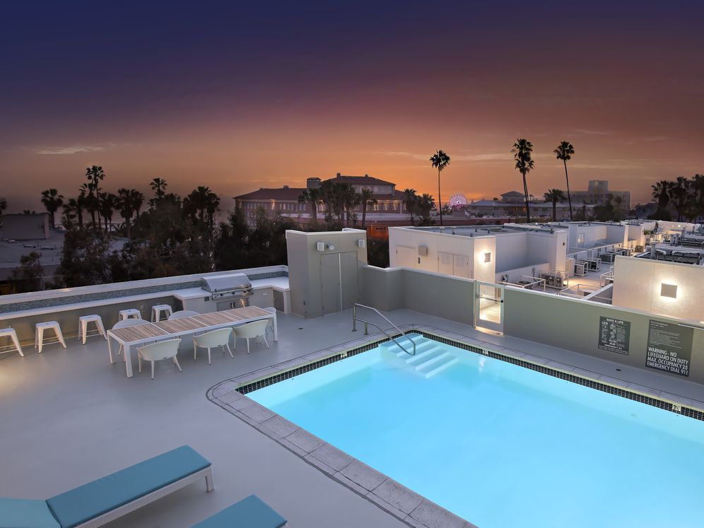 Avalon Santa Monica on Main Image 37