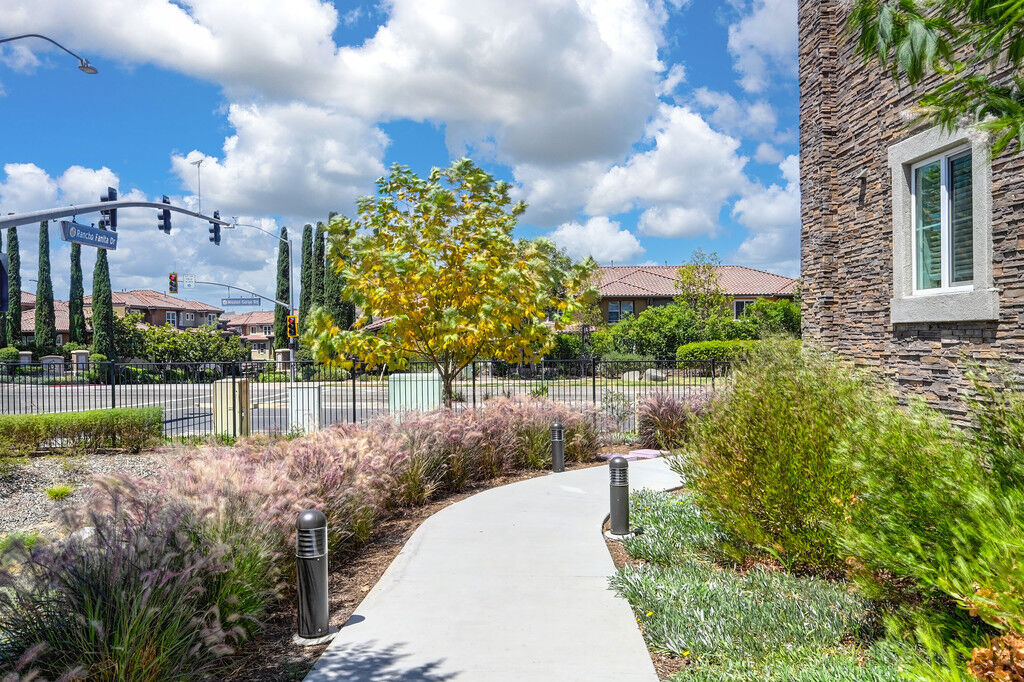Vela Apartments Image 38