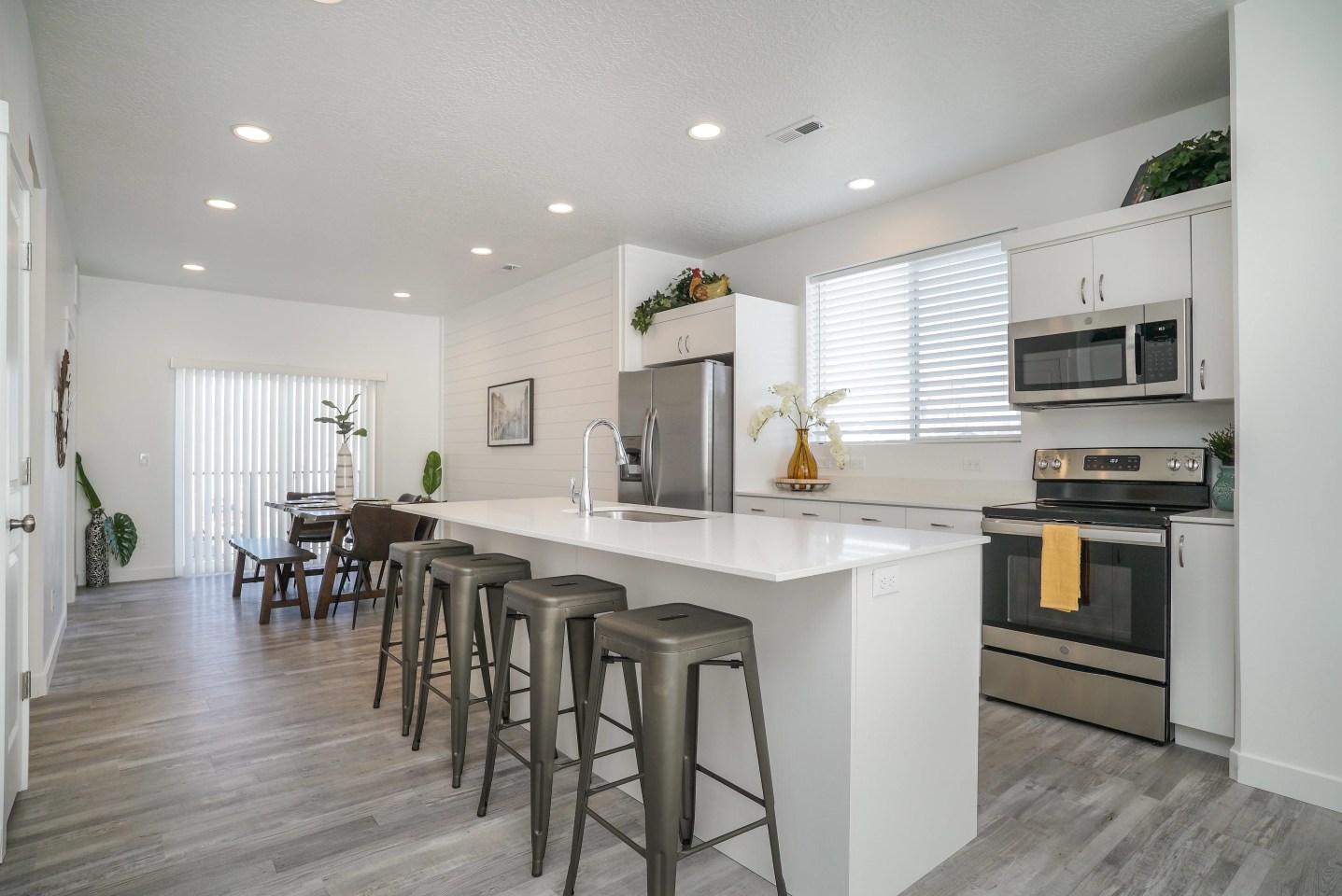 Riverwalk Townhomes Image 2