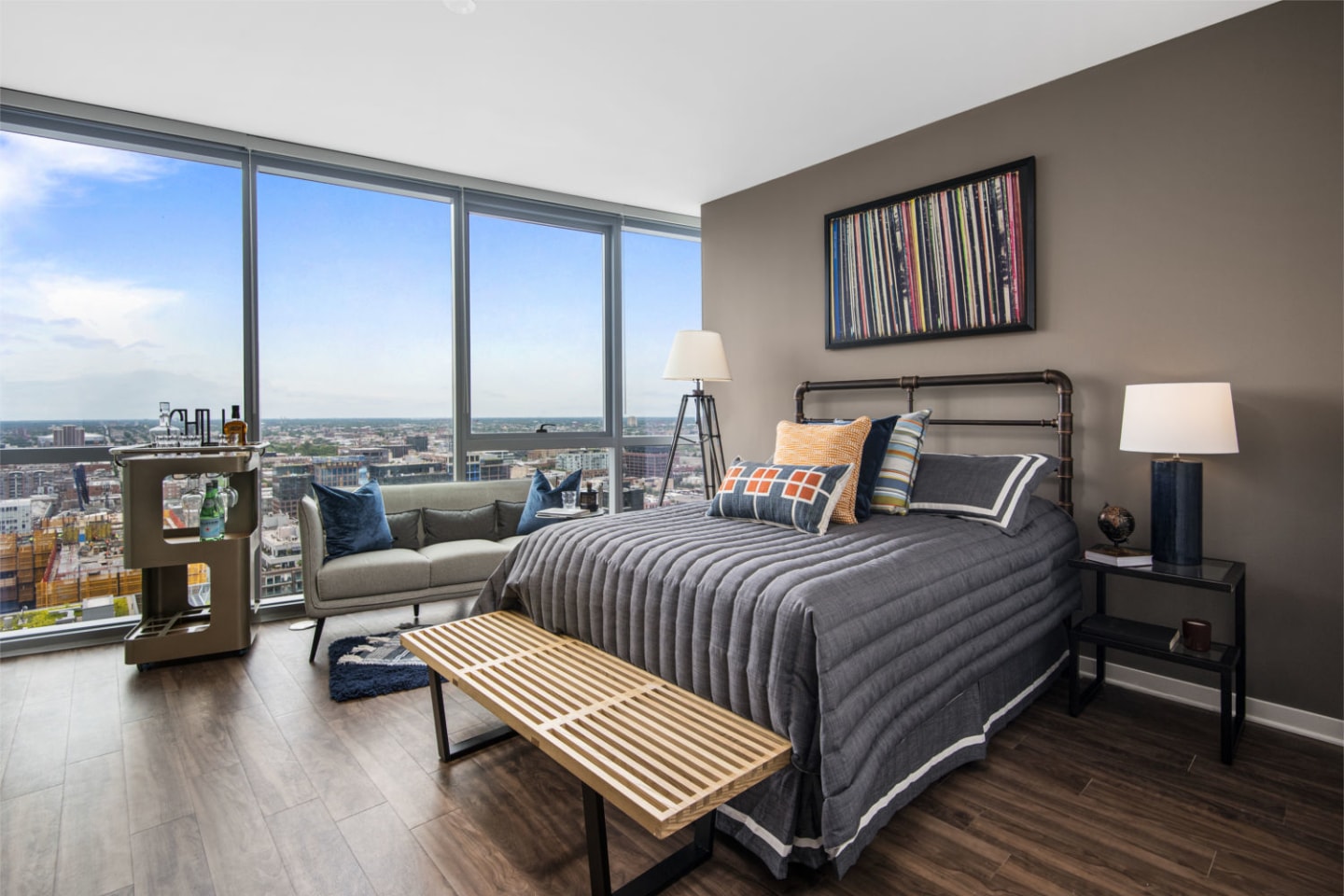 727 West Madison Image 45