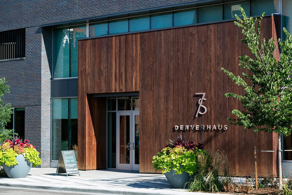 7/S Denver Haus Image 30
