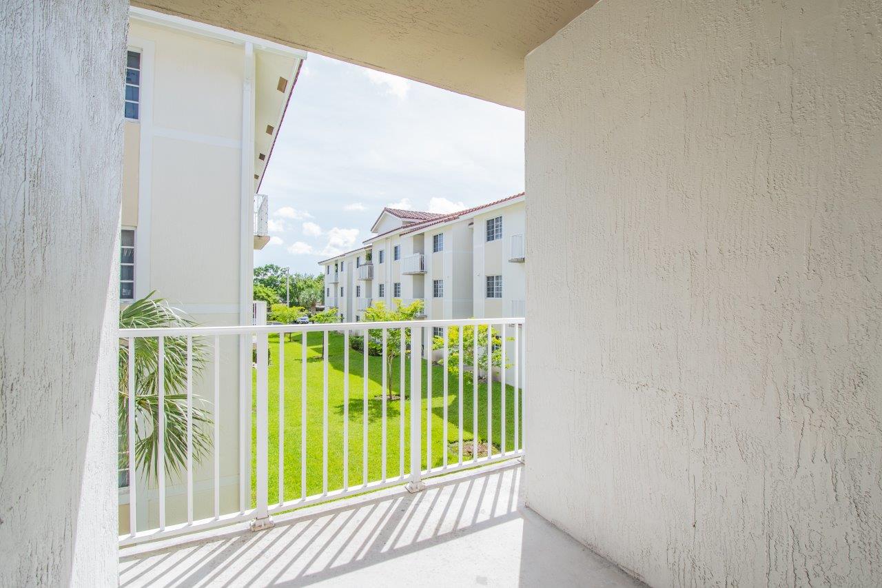 Legacy at Davie Image 12