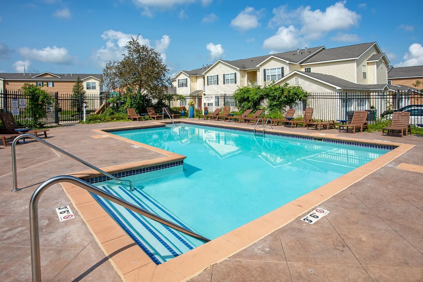 Cascade Shores Townhomes Image 15