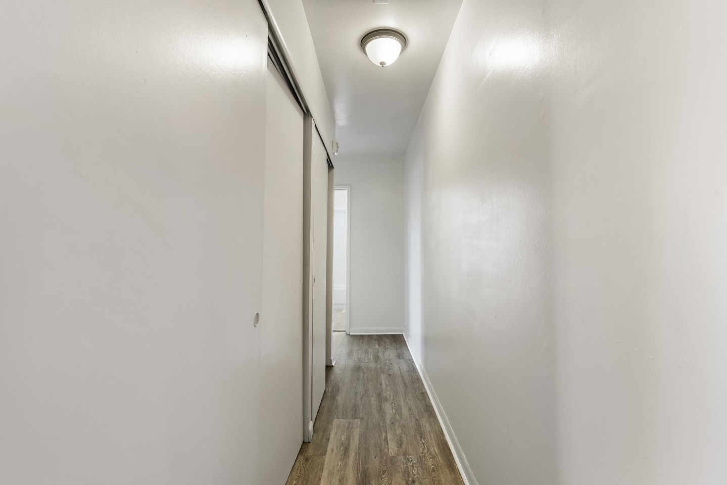 Spencer Place Apartments Image 9
