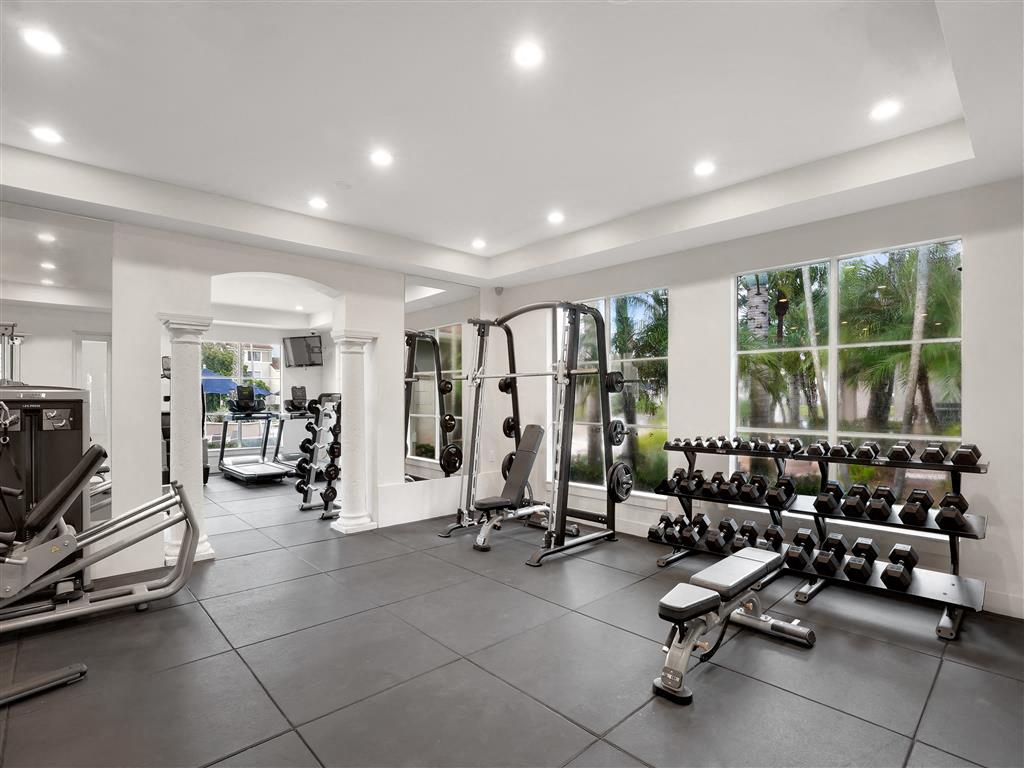 Miramar Lakes Apartments Image 19
