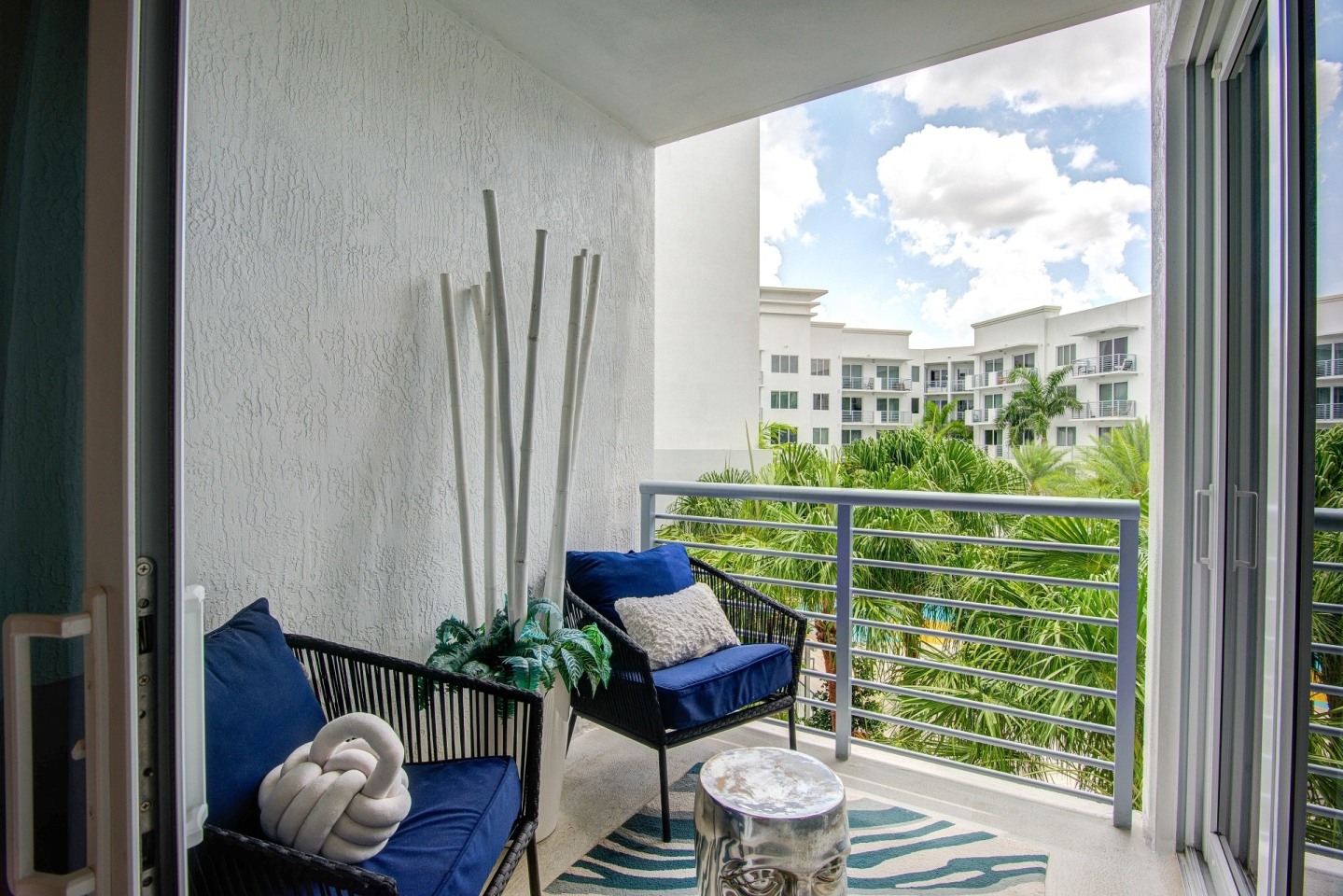 Windsor at Pembroke Gardens Image 8