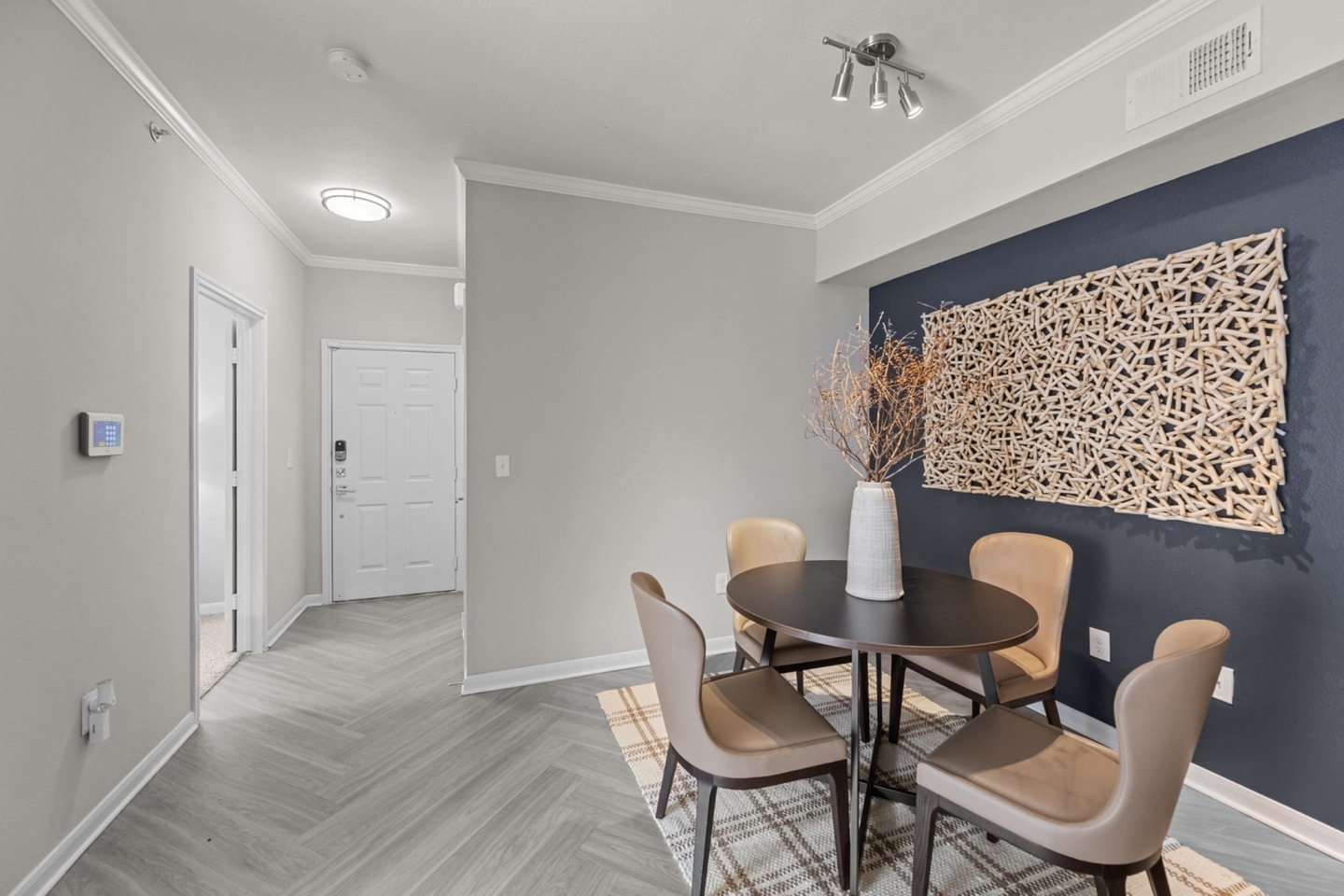 Aspect Image 8