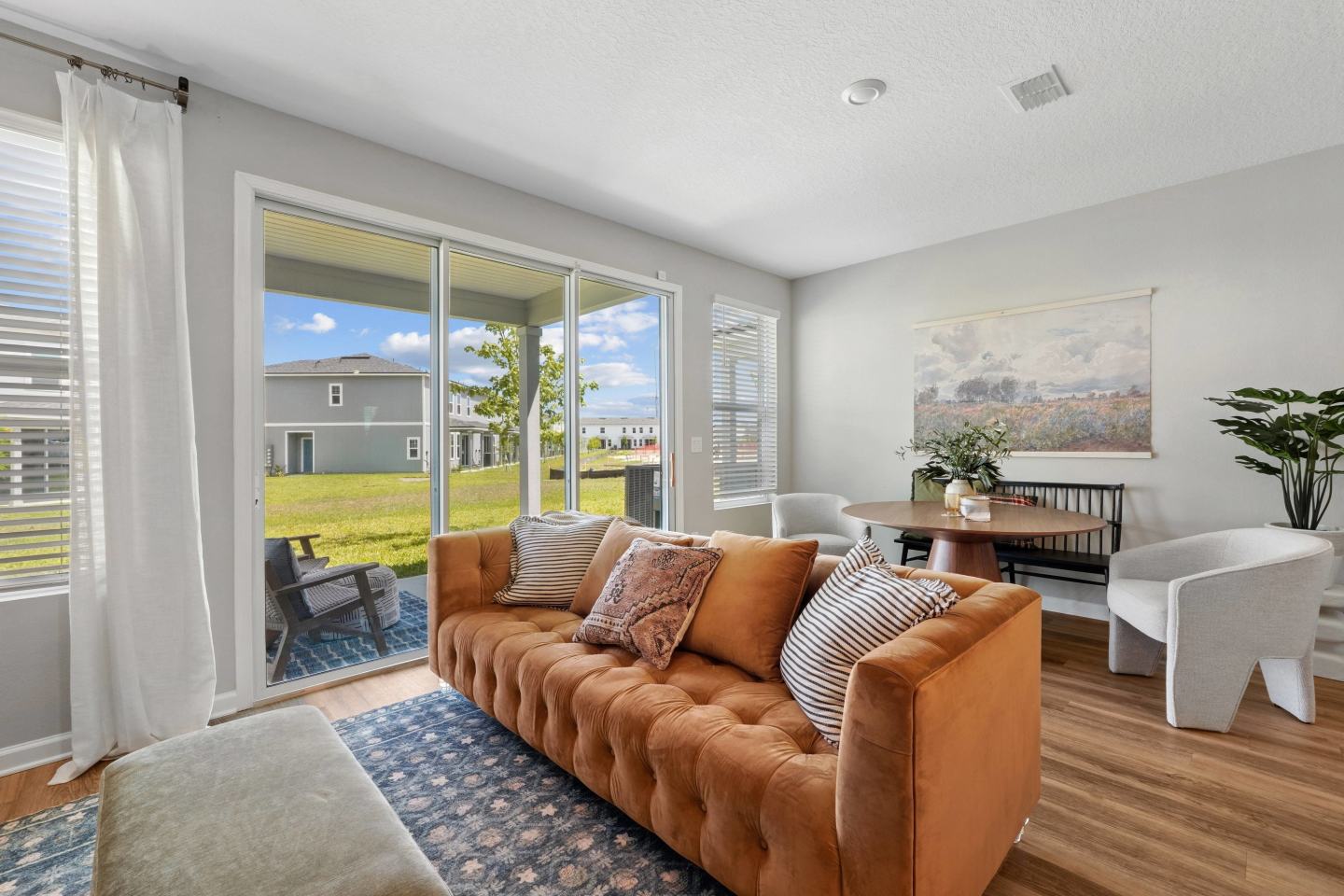 Casa Solara Townhomes Image 4