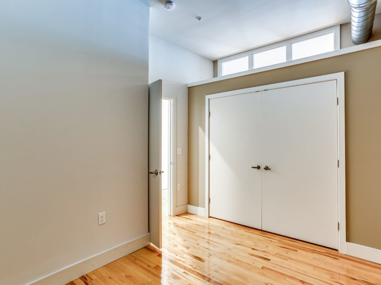 Lancaster Lofts Apartments Image 16