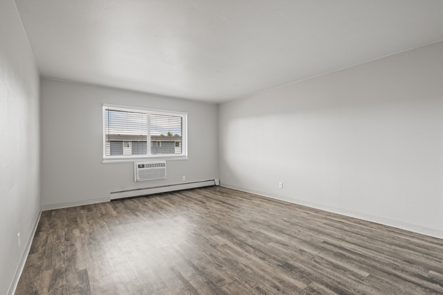 Tiburon Apartments Image 17