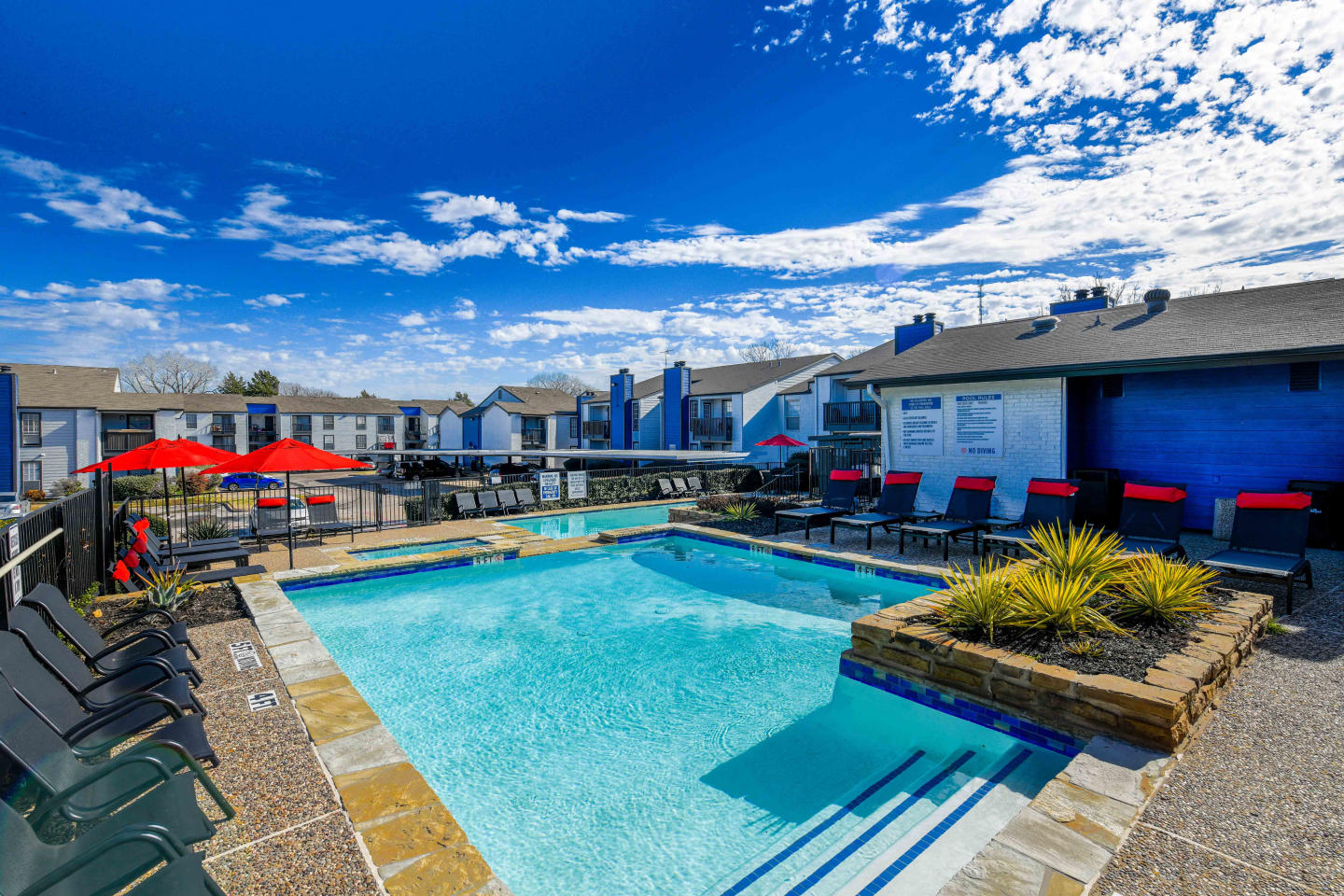 The Broadway Apartment Homes Image 12