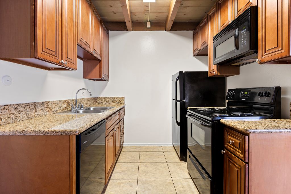 Parthenia Terrace Apartments Image 20
