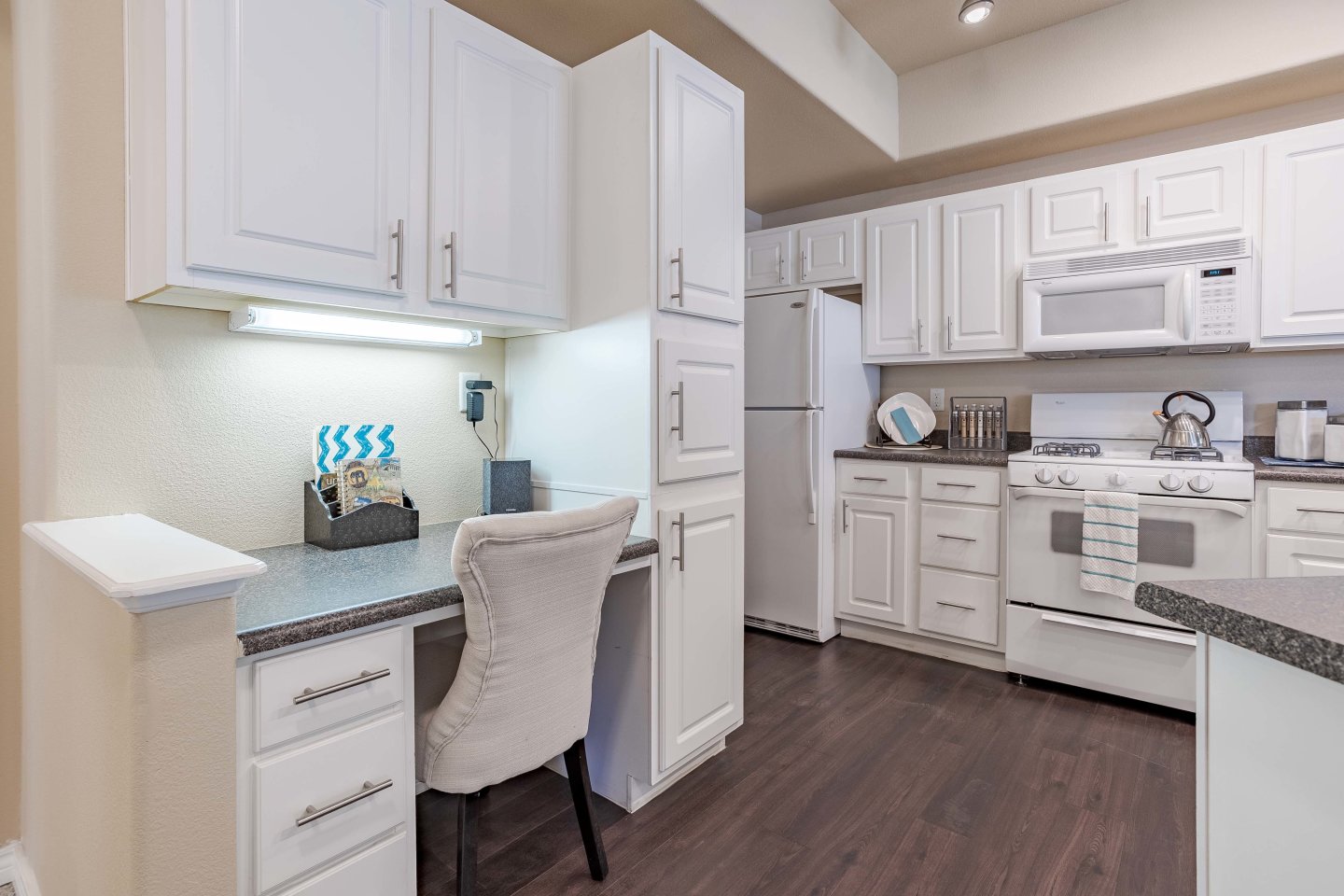 Resort at University Park Apartment Homes Image 3