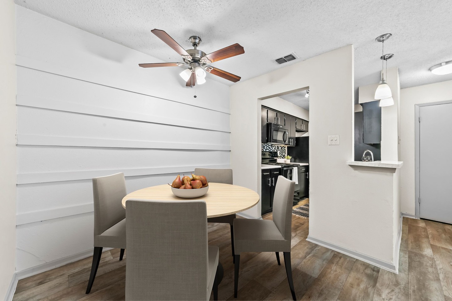Vesper Living Image 5