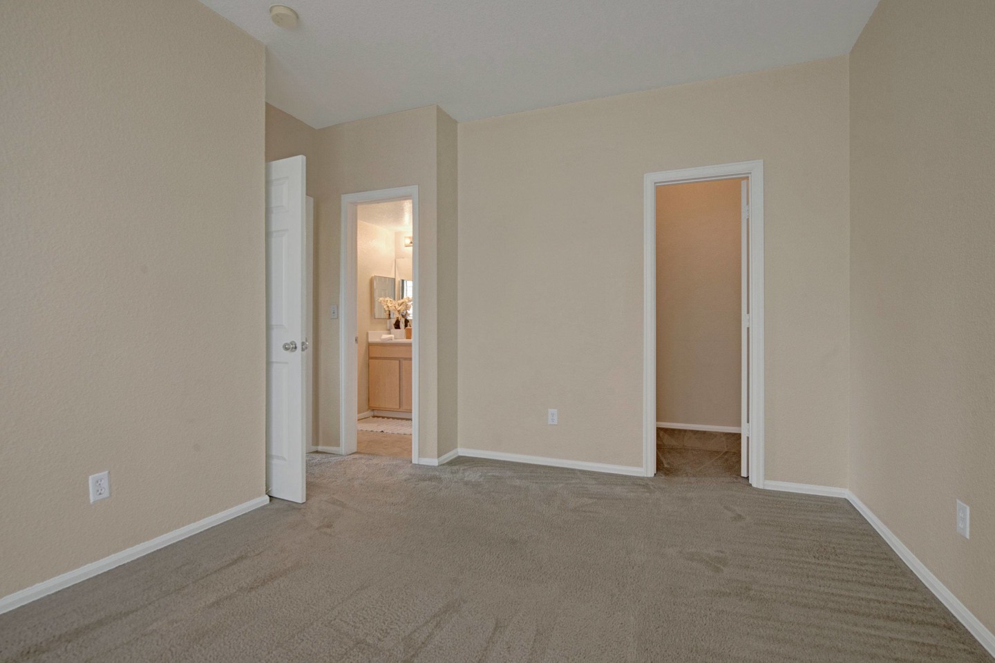 Camelback Pointe Apartment Homes Image 7