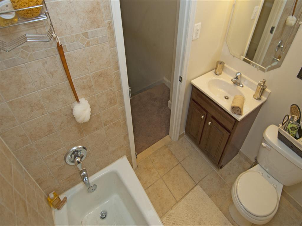 Parke Crescent Image 13