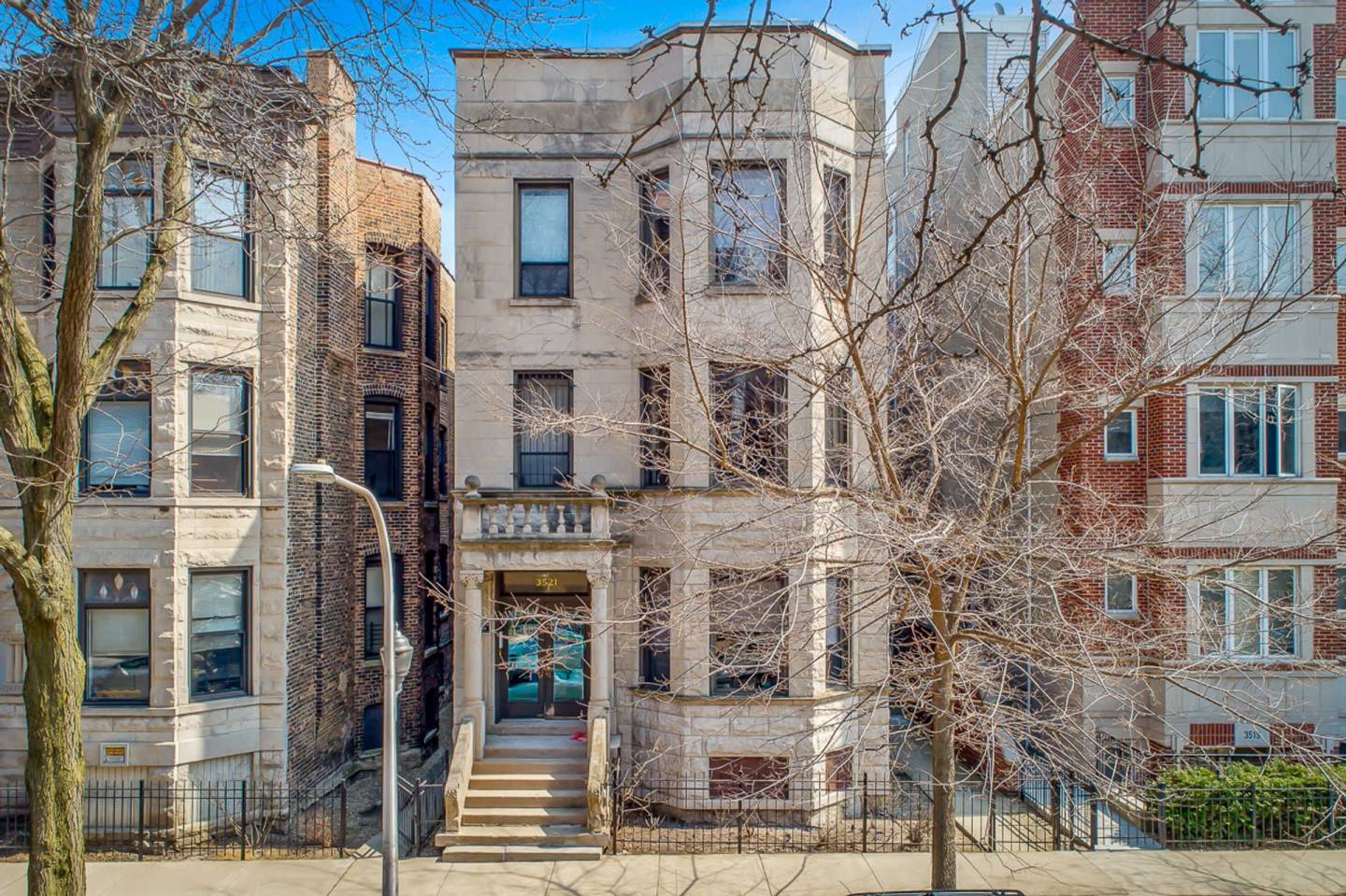 3521 N Wilton Image 3