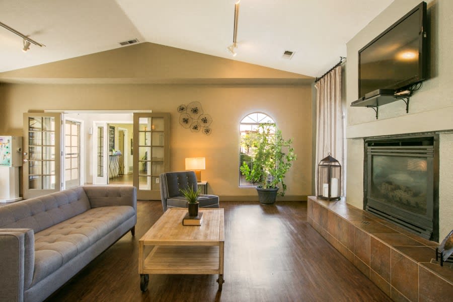 Rio Volcan Apartments - Affordable Housing Image 20