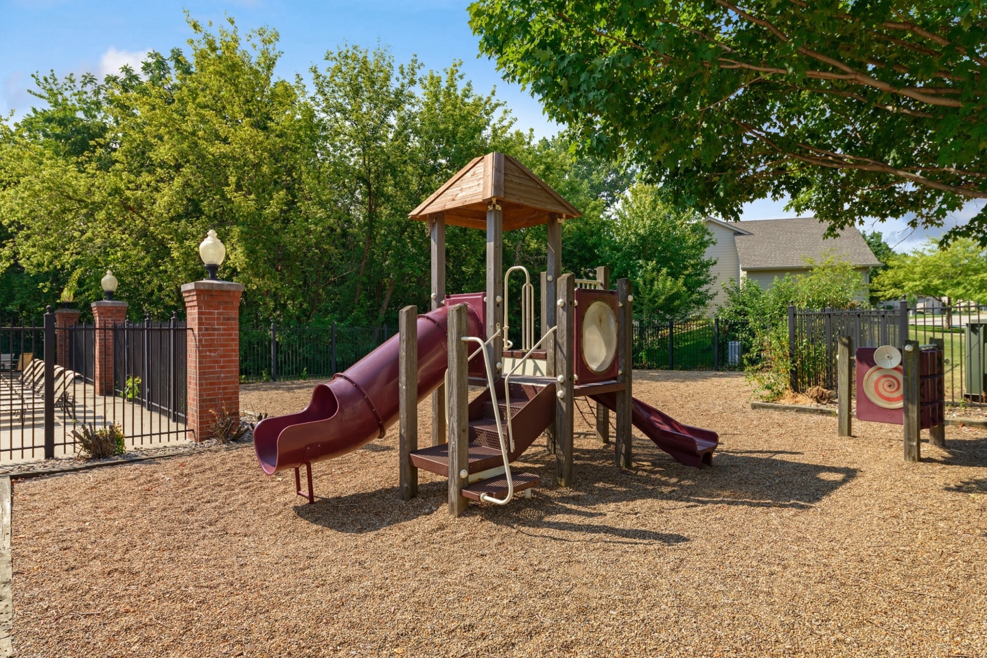 Crescent Chase Image 13