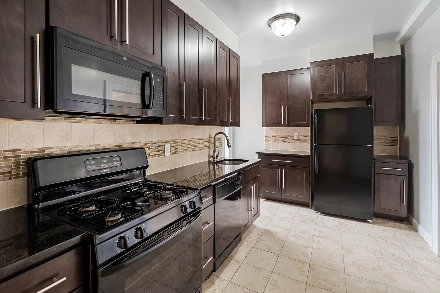 68-70 Park Avenue Apartments Image 16