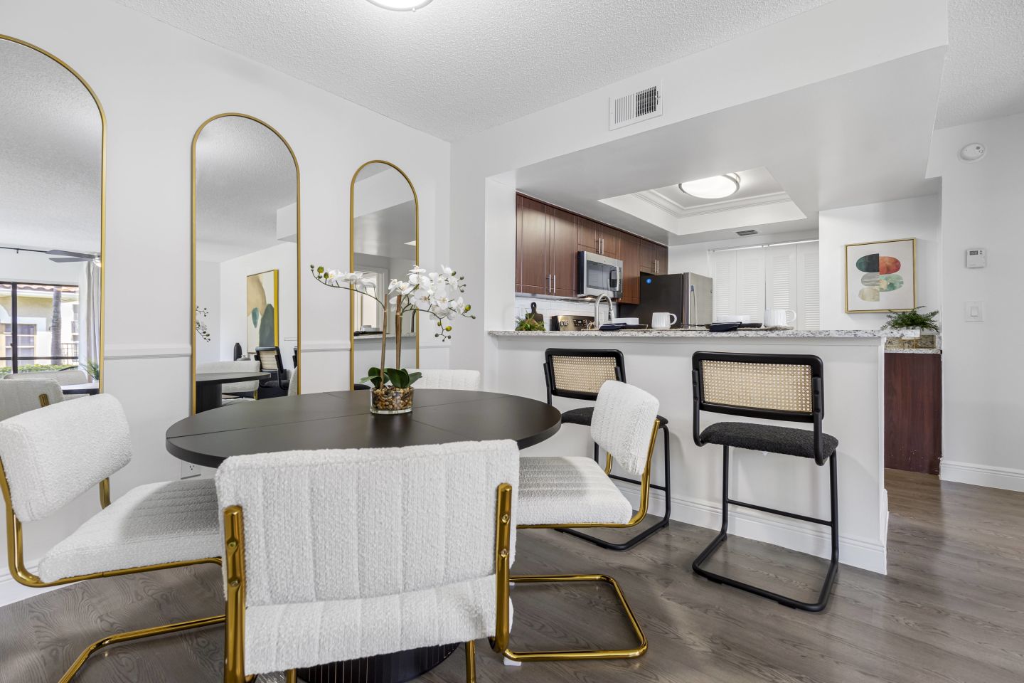 Alvista Hollywood Image 19