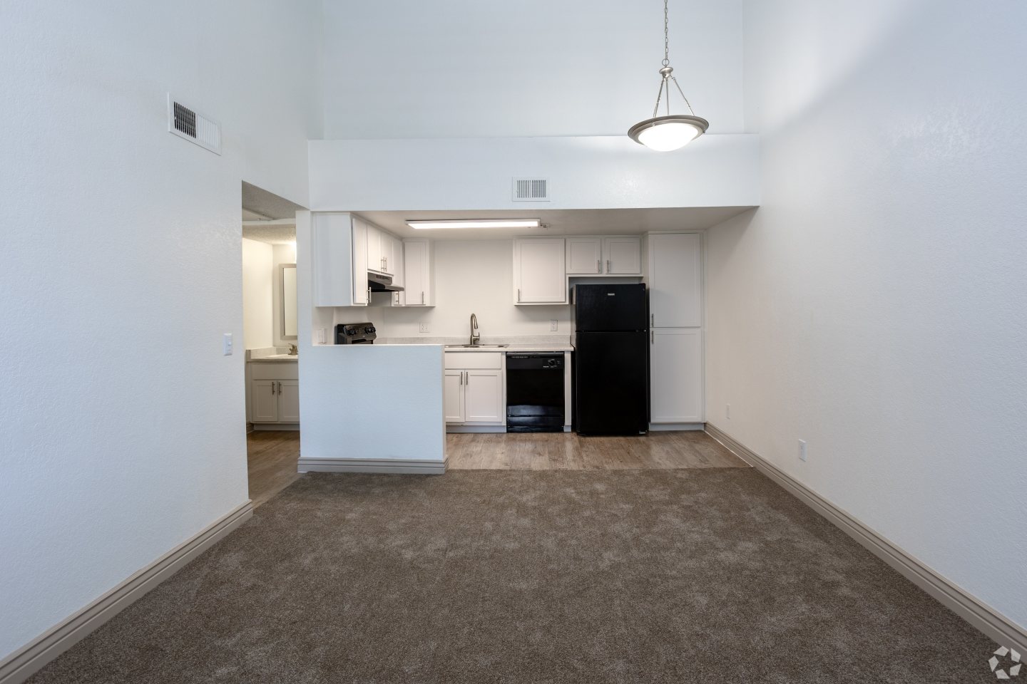 The Place at 2120 Image 31