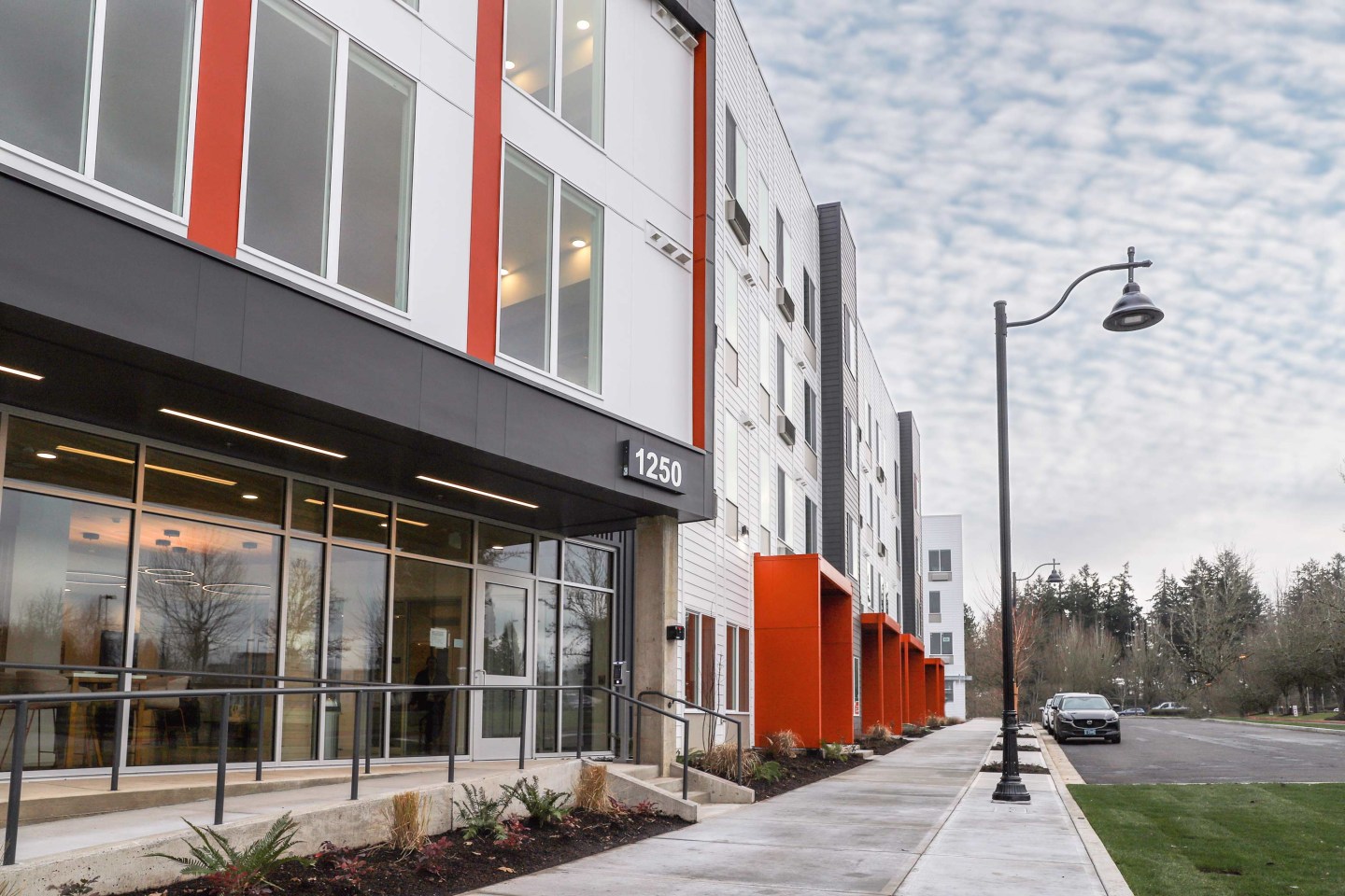 Hana Apartments Image 2