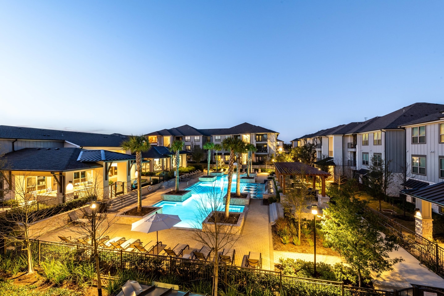 Los Robles Apartments Image 23