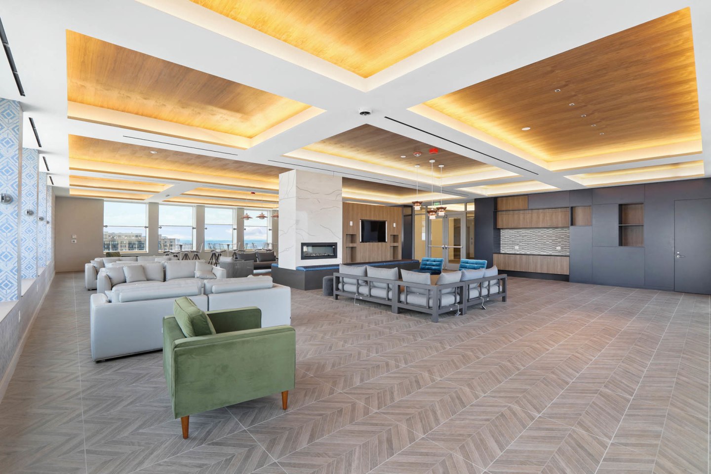 Skyline Towers Image 21
