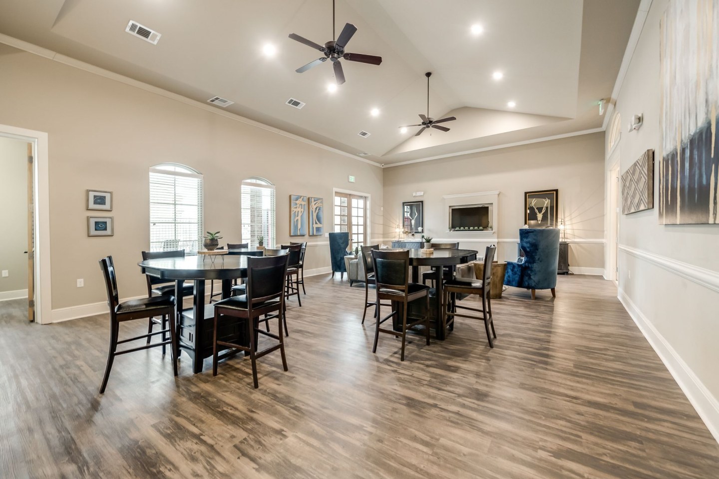 Majors Place Image 35