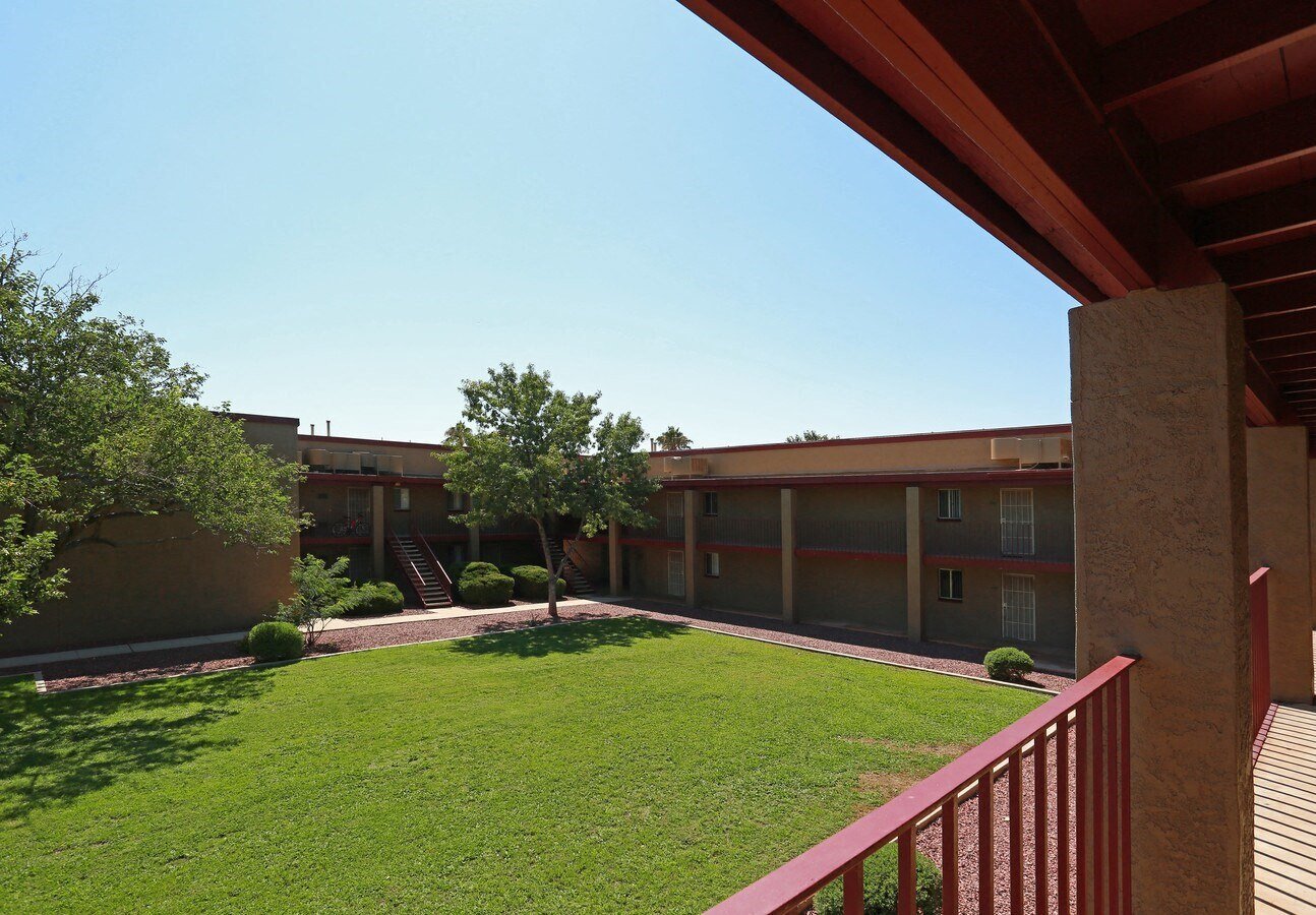 Vista Village Image 5