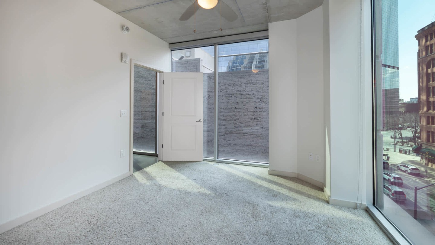 SkyHouse Denver Image 36
