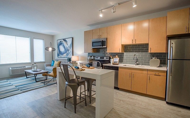 LoHi Gold Apartments Image 2