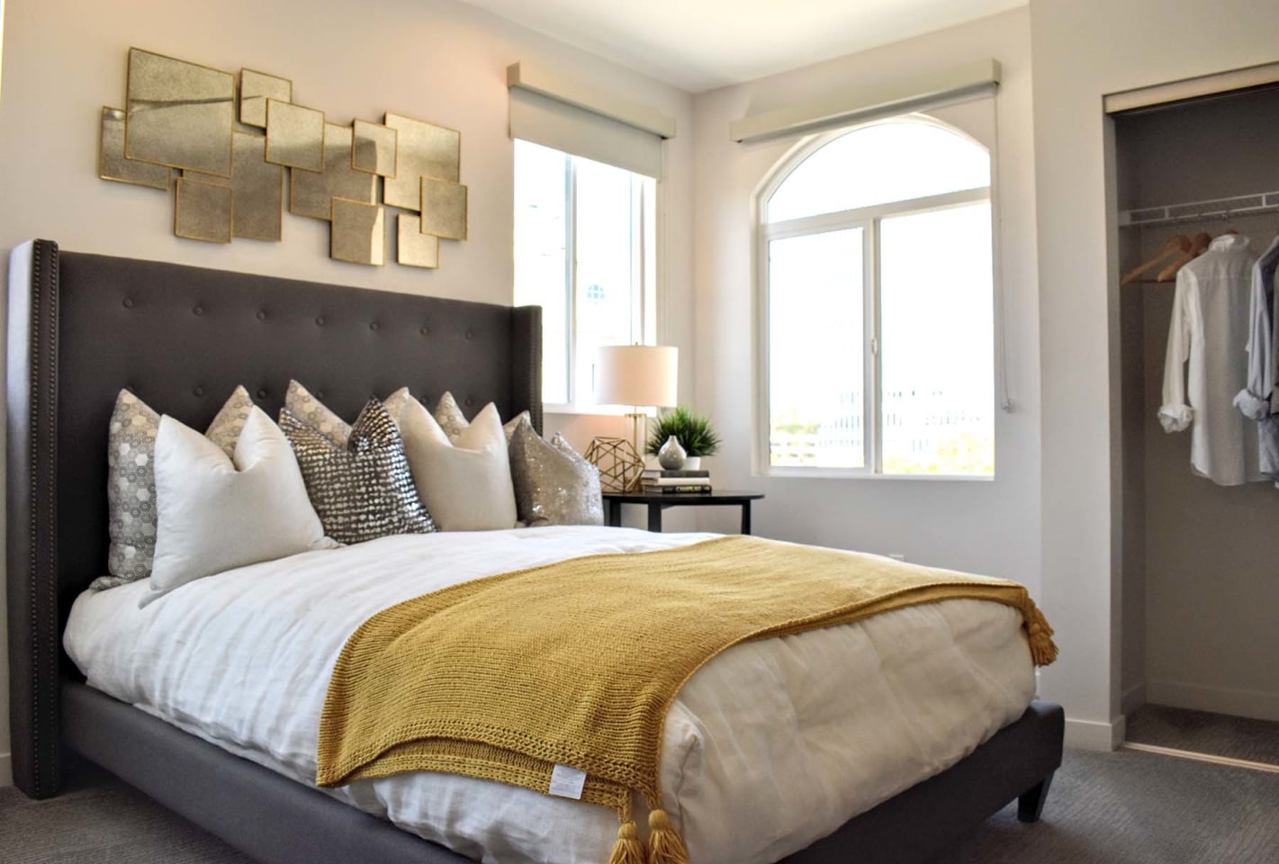 360 Luxury Apartments Image 30