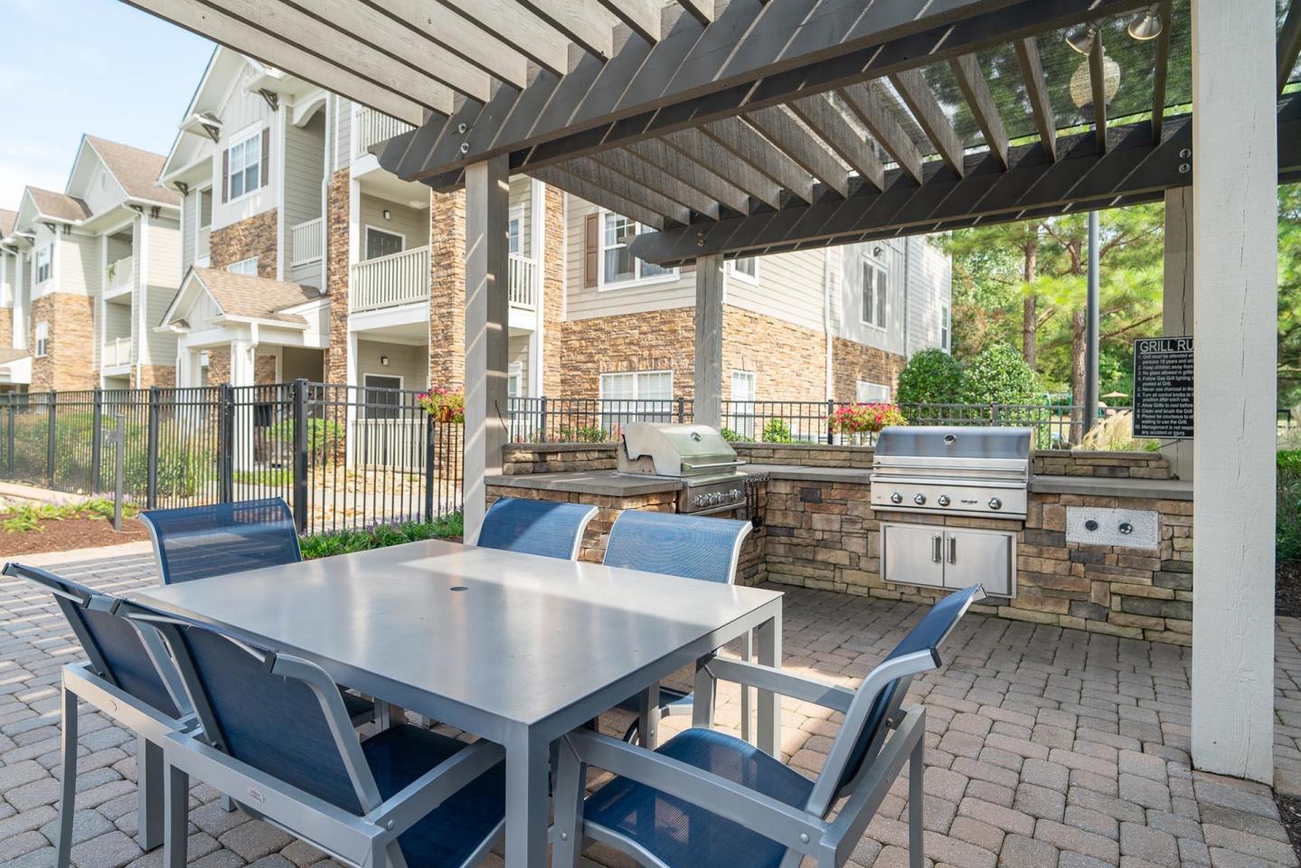 Vintage Creekwood Park Apartments Image 26