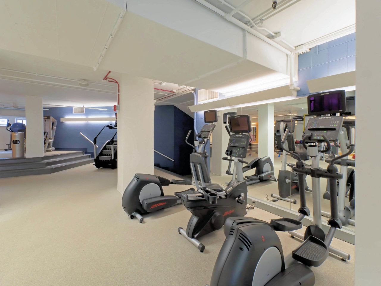 Chestnut Place Image 15