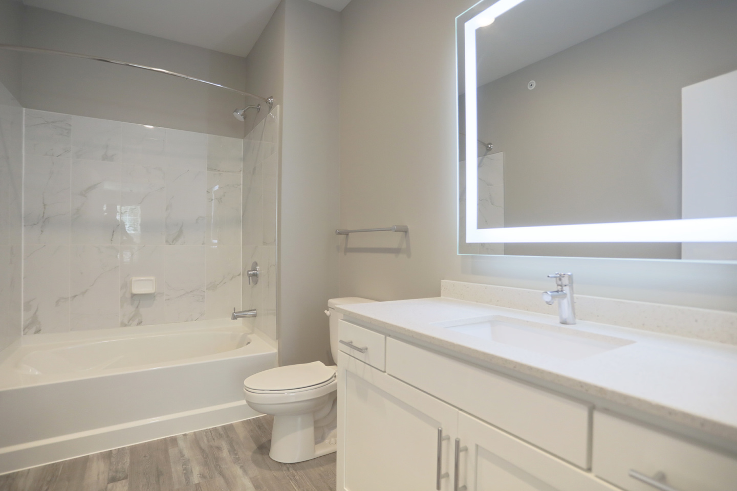 Element Oakwood Image 37