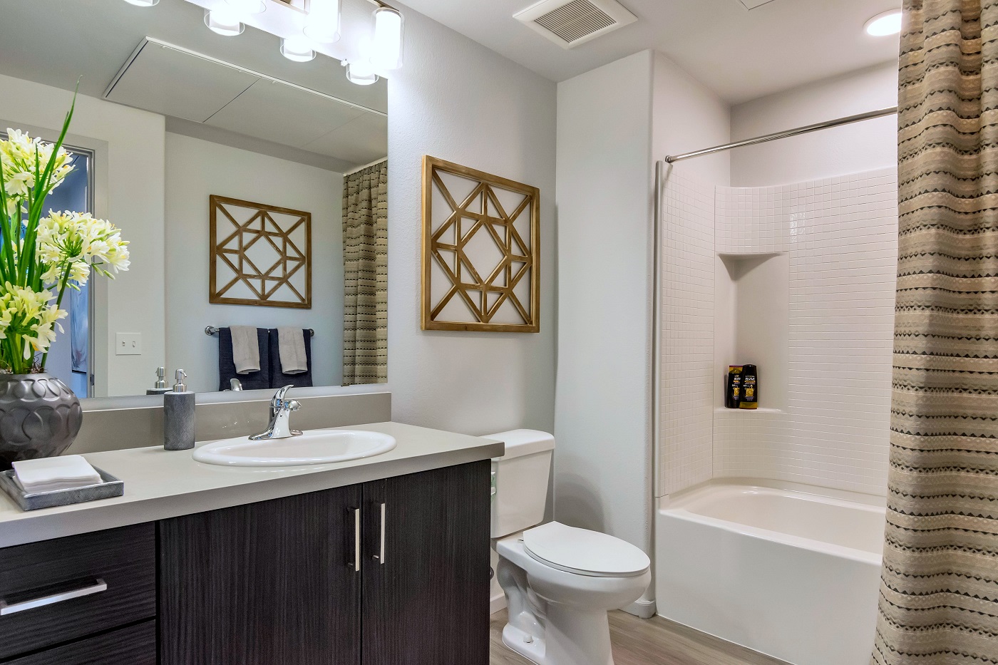 Noria Robson Luxury Apartments Image 30