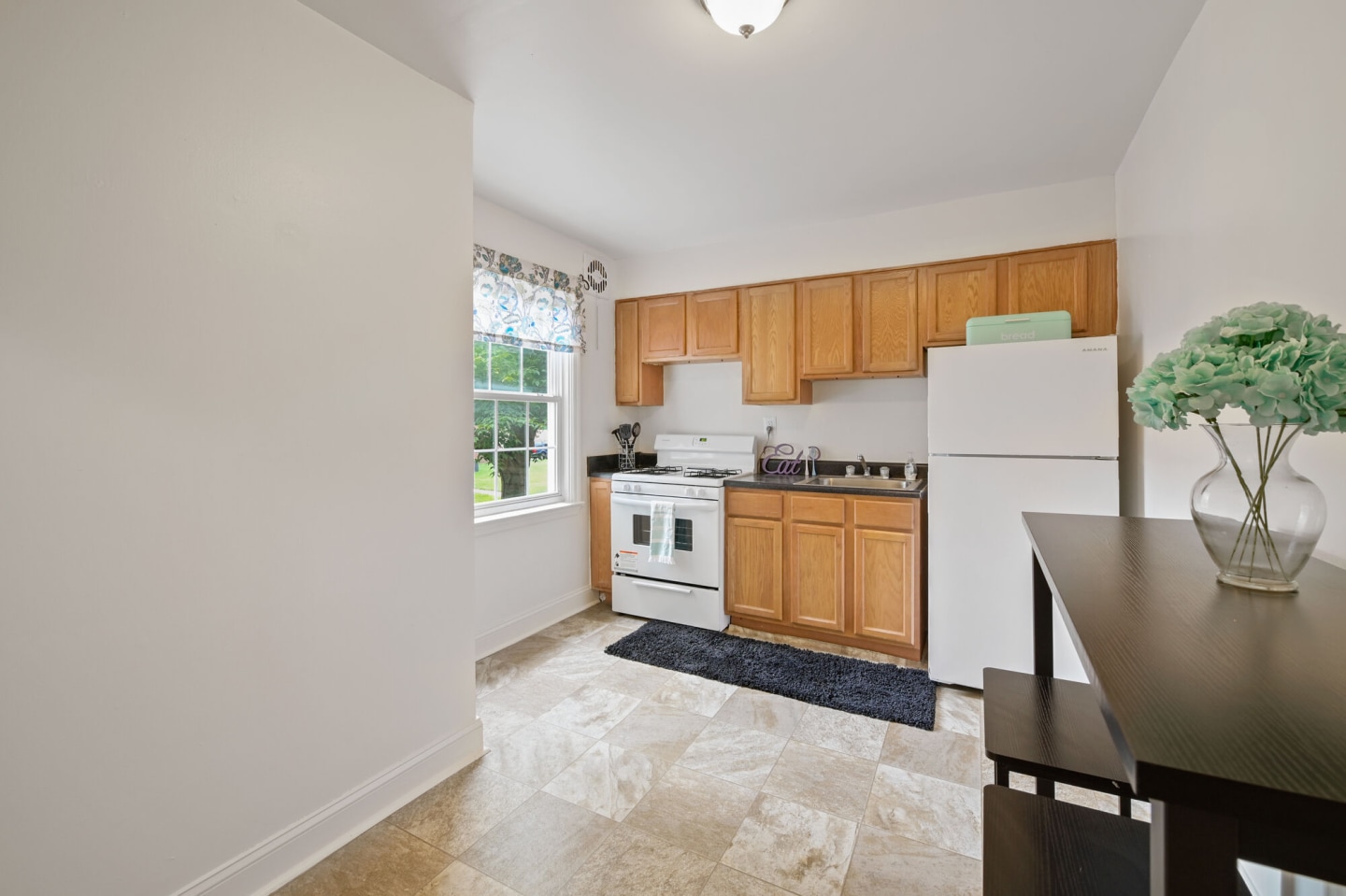 Loch Raven Village Apartments Image 20