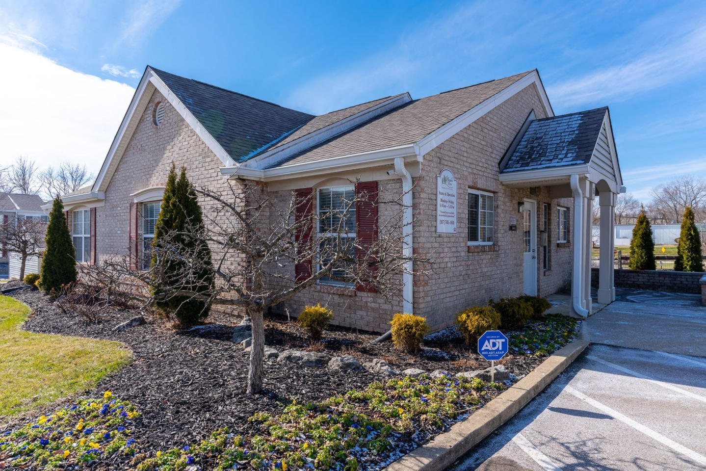 Meadow View Apartments & Townhomes Image 16