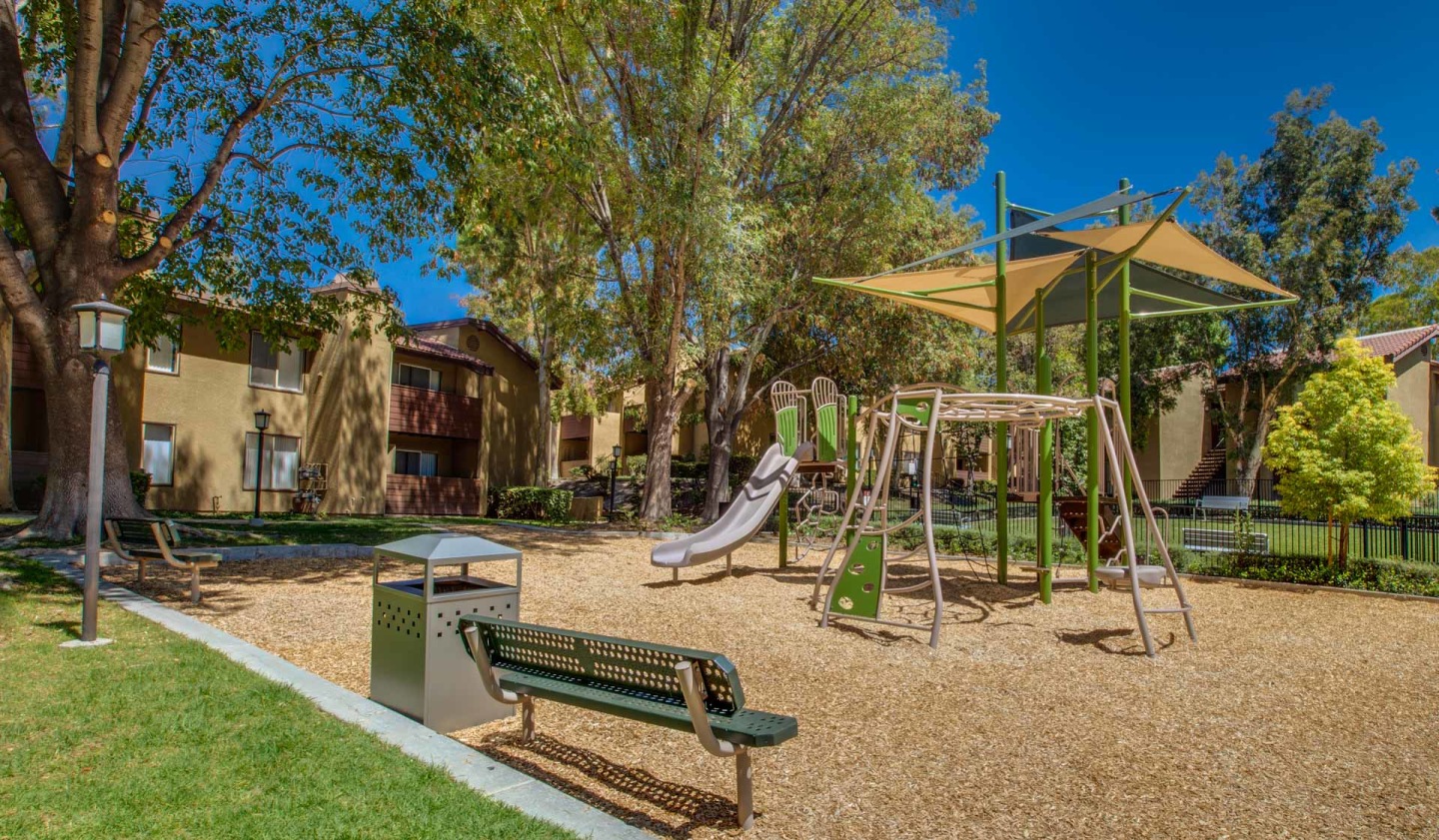 Indian Oaks Apartments Image 20