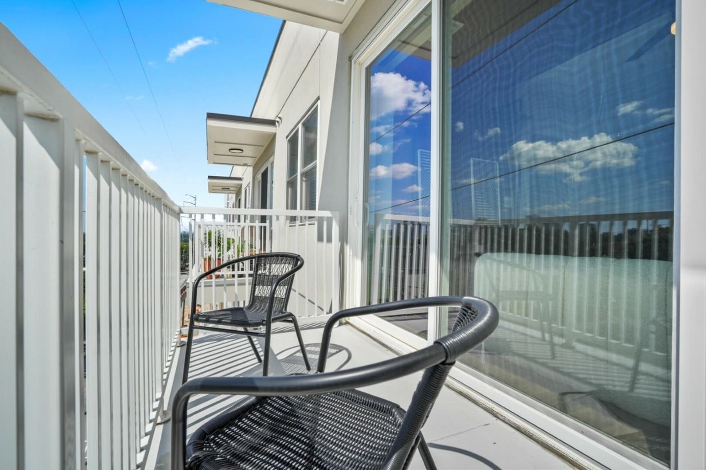 555 Boulevard Image 36
