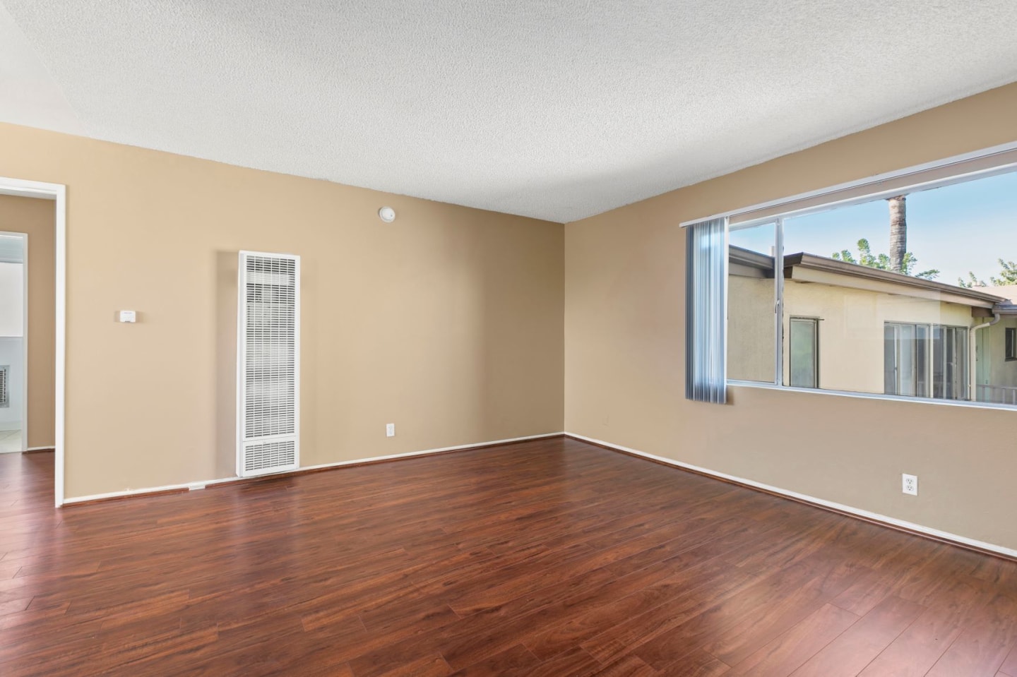 San Vicente Apartments Image 2