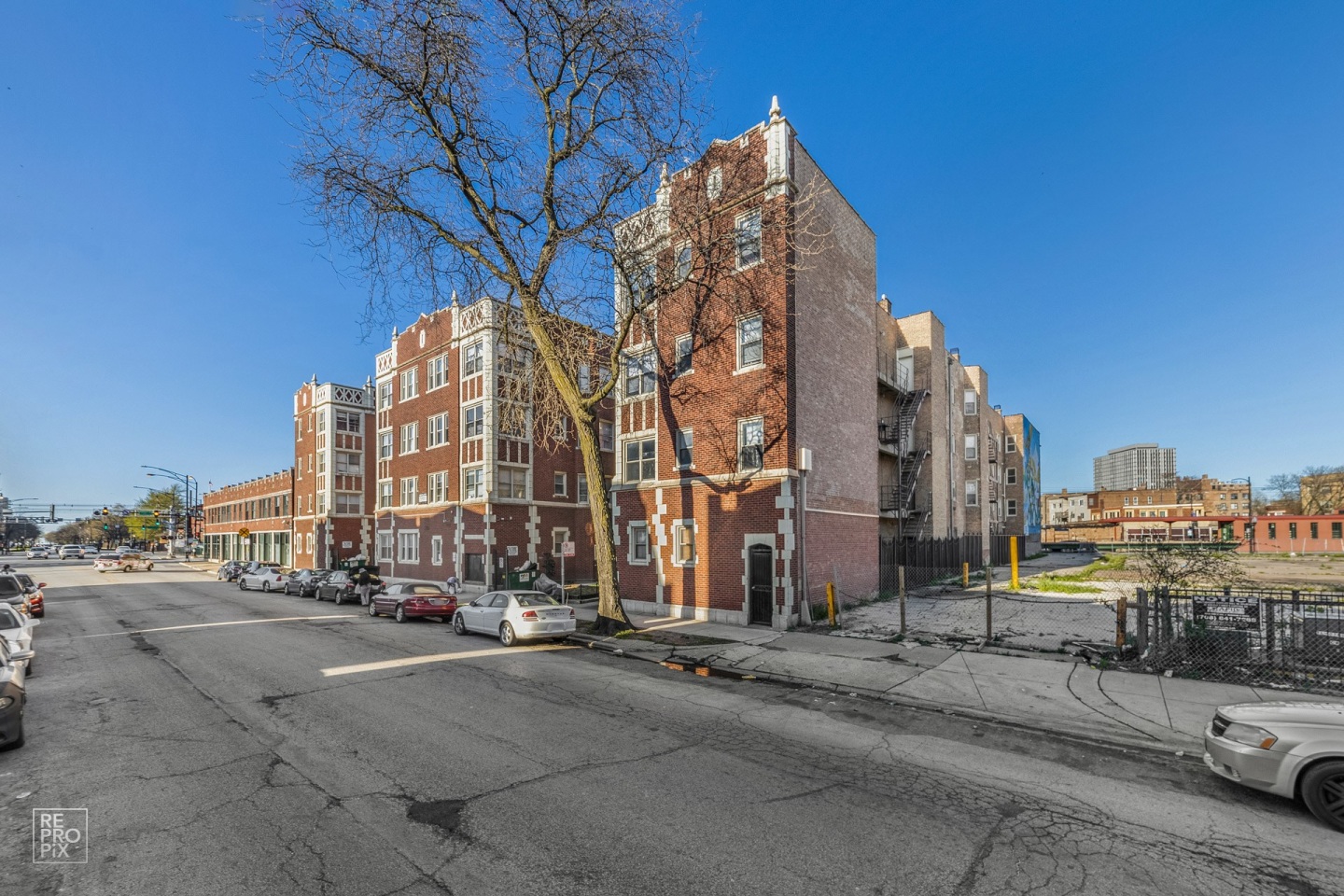 7131-45 S Yates Blvd Image 9