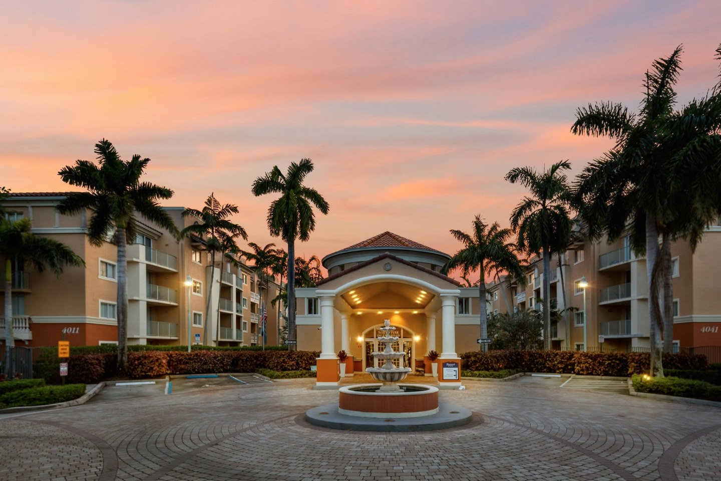 Sunrise Village Apartments Image 3