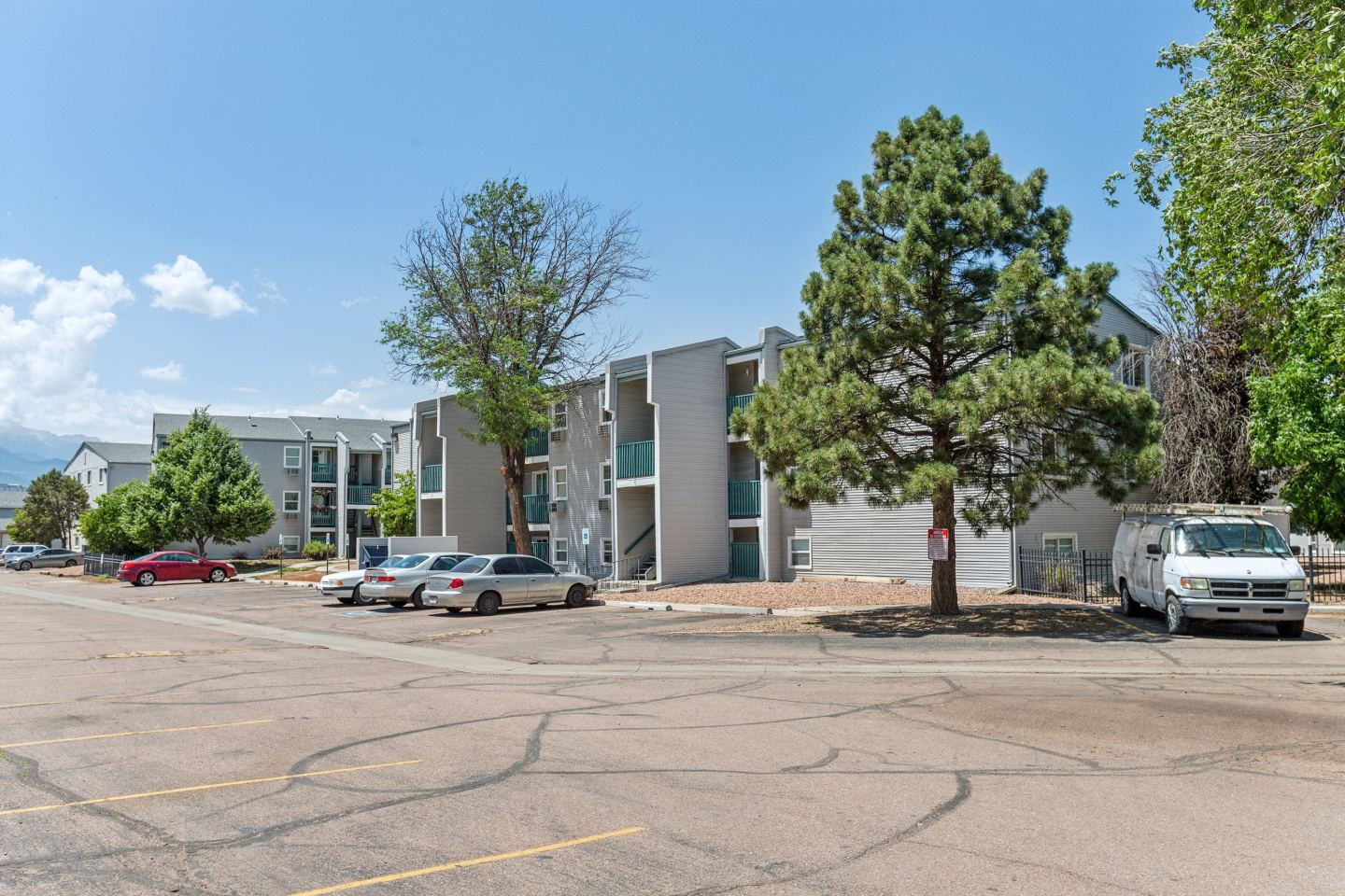 Lincoln Springs Image 6