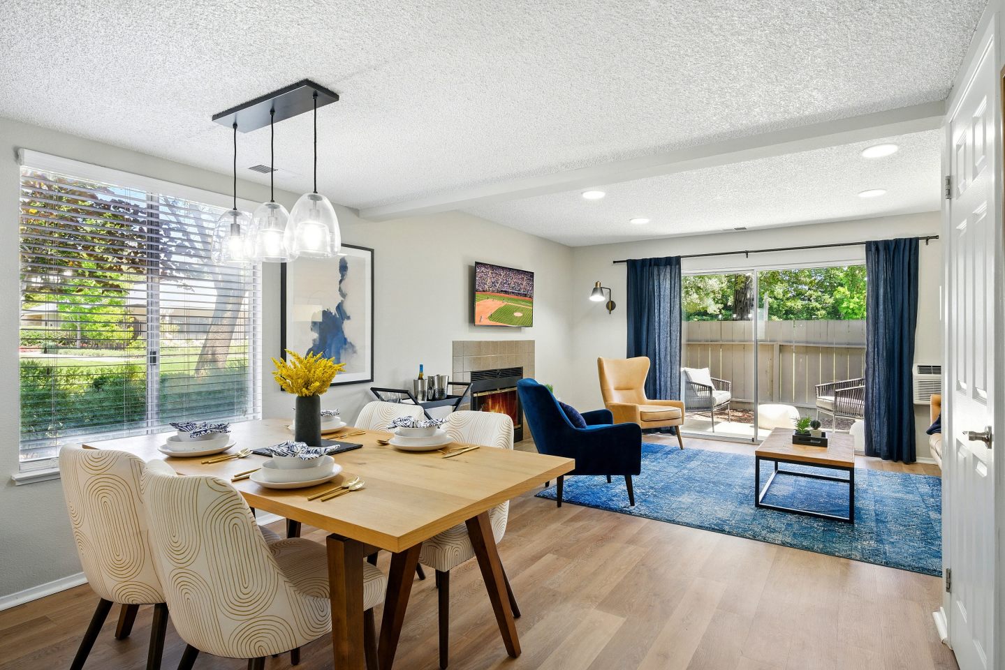 The Grove Luxury Apartments Image 8