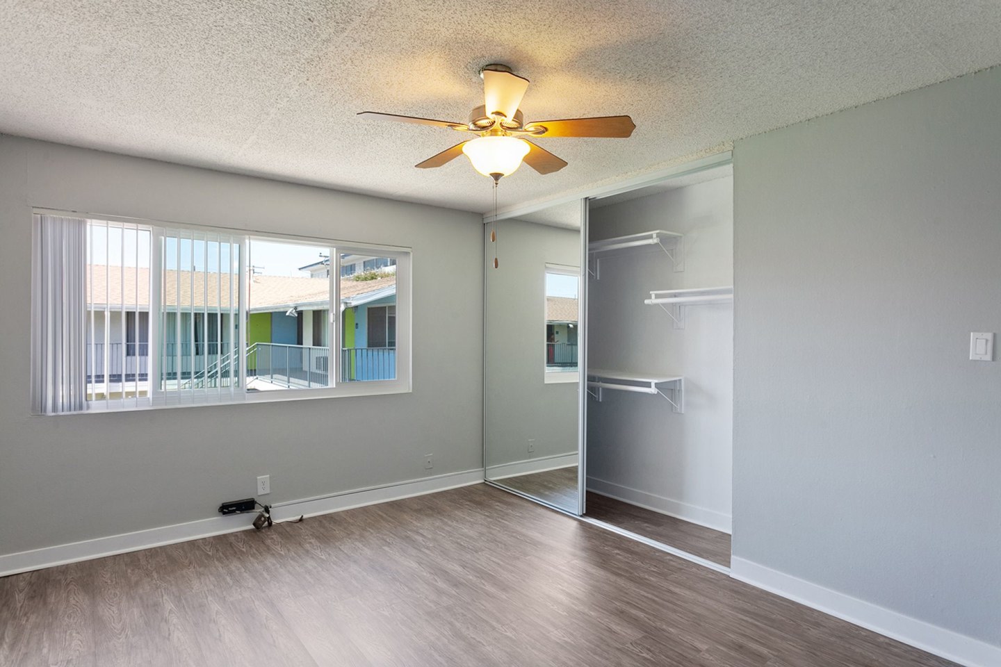 The Circle Apartments at Long Beach Image 5